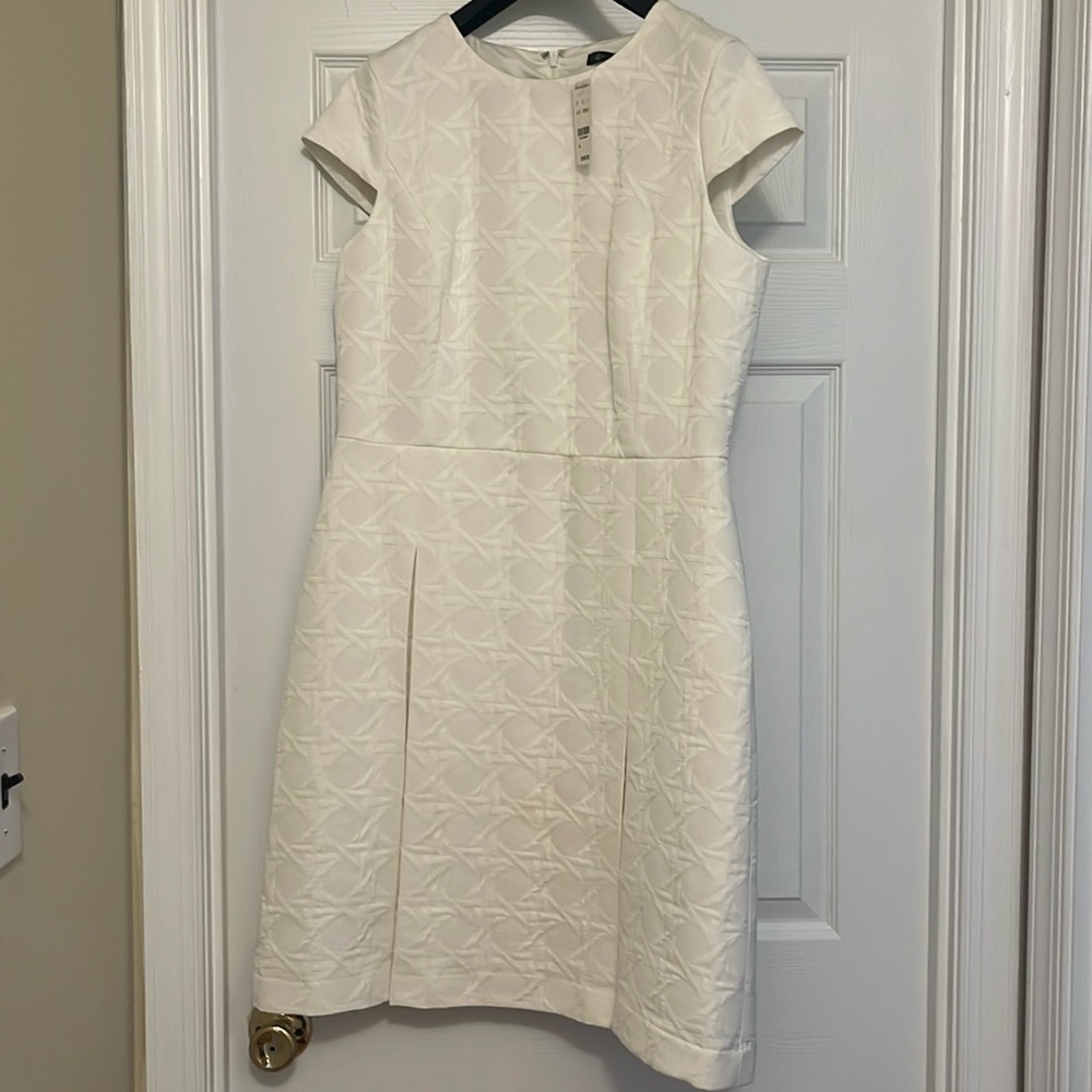 Brand: Brooks Brothers 
Elegant White Textured Dress